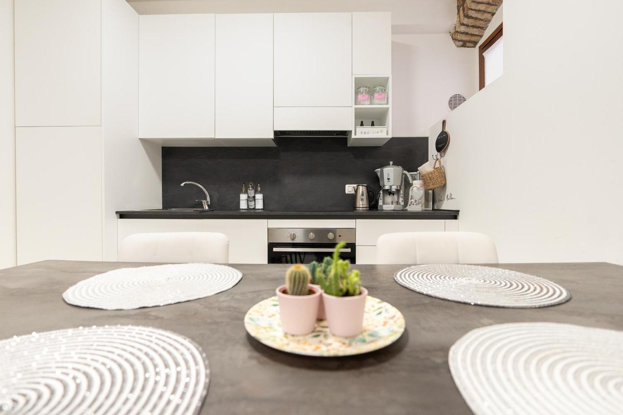 C-Apartment Lake Garda Salo Exterior photo